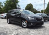 2022 Chrysler Pacifica Touring L Guaranteed Financing