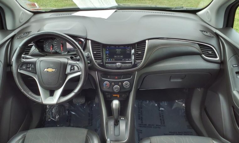 2019 Chevrolet Trax LT Cabin B2767T (4)