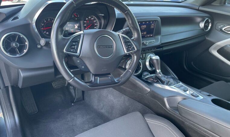 2023 Chevrolet Camaro LT 7878T Cabin (5)