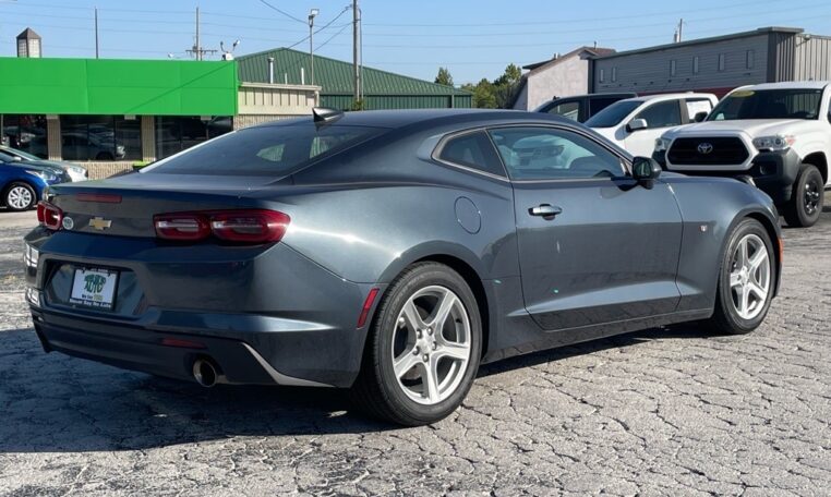 2023 Chevrolet Camaro LT 7878T Rear Angle (2)