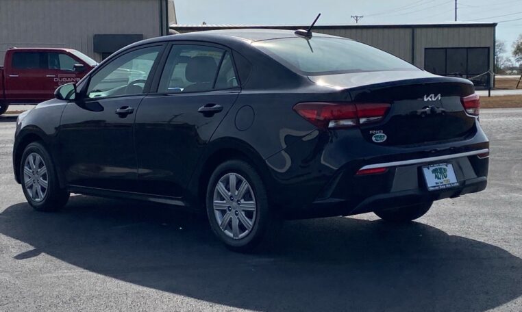 2023 Kia Rio LX B2776 (3) Rear