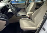 2015 Ford Focus SE 7863 (17) Front Seats