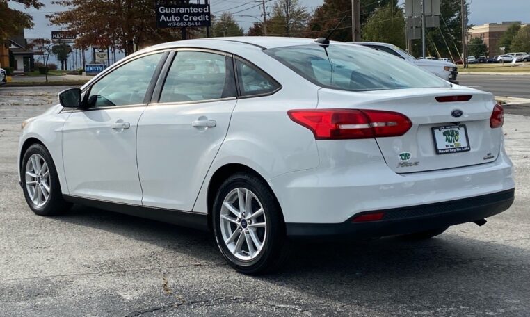 2015 Ford Focus SE 7863 (3) Rear