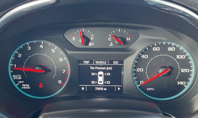 2016 Chevrolet Malibu LT 7959 (15) Gauges