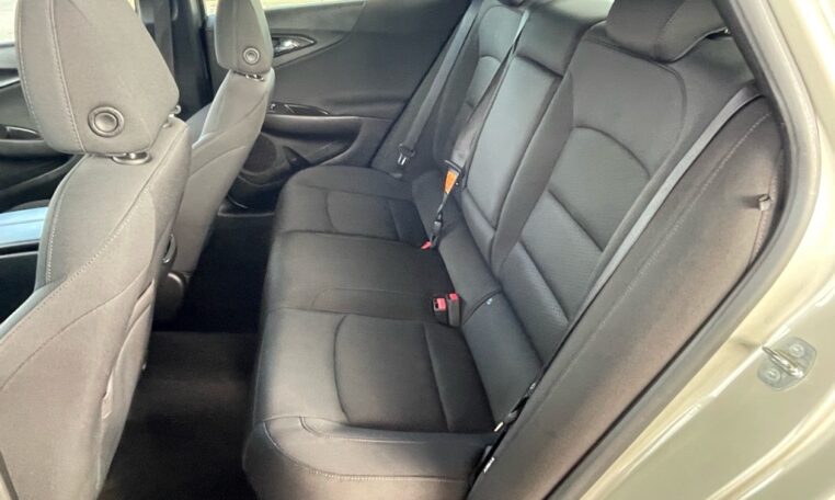 2016 Chevrolet Malibu LT 7959 (19) Rear Seats