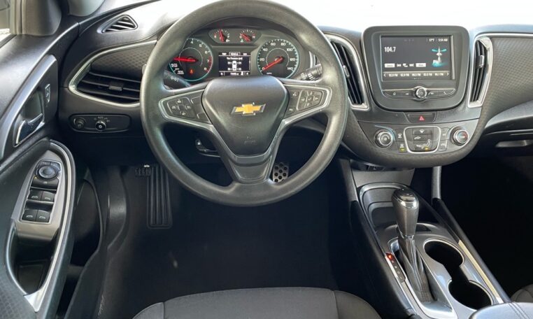 2016 Chevrolet Malibu LT 7959 (5) Cabin