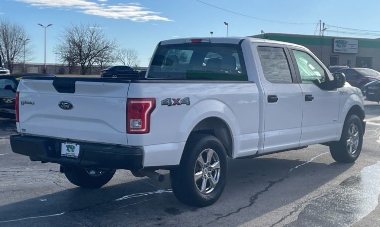 2016 Ford F-150 XL 7954 (2) Rear