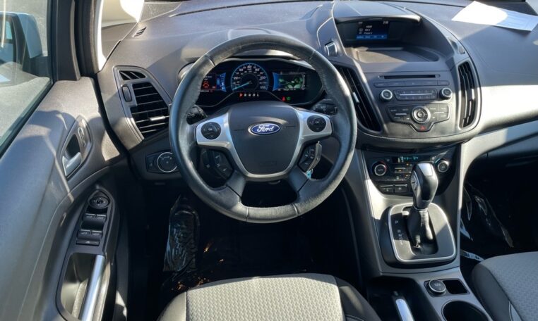 2017 Ford C-MAX Hybrid SE B2779 (5) Cabin