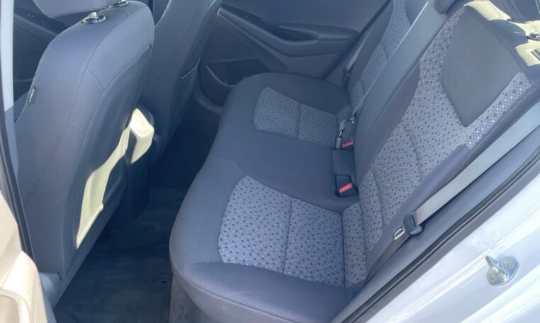 2018 Hyundai IONIQ Hybrid Blue B2790 (15) Rear Seats