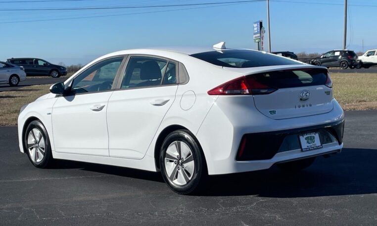 2018 Hyundai IONIQ Hybrid Blue B2790 (3) Rear