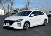 2018 Hyundai IONIQ Hybrid Blue B2790 (4) Front