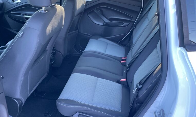 2017 Ford C-MAX Hybrid SE 7986 (16) Rear Seats