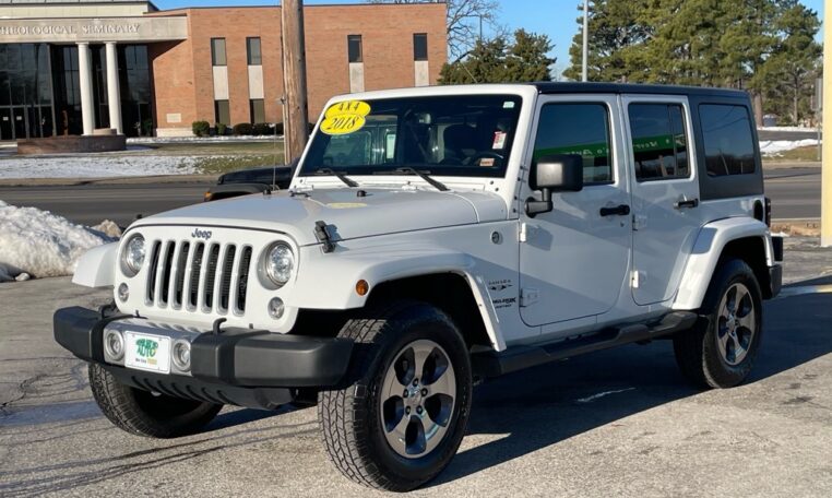 2018 Jeep Wrangler 7989 (4) Front