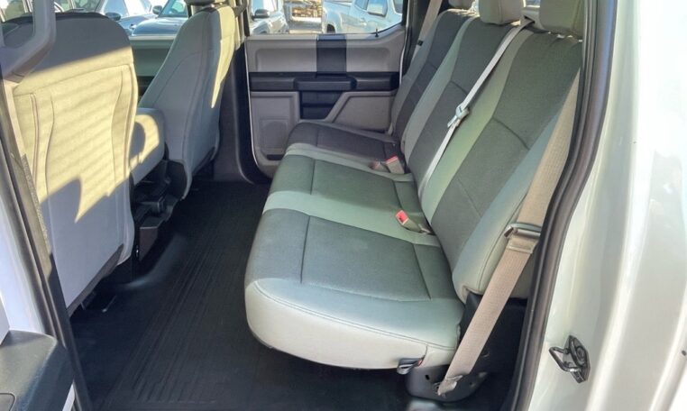 2020 Ford F-150 XLT 7980 (15) Back Seats