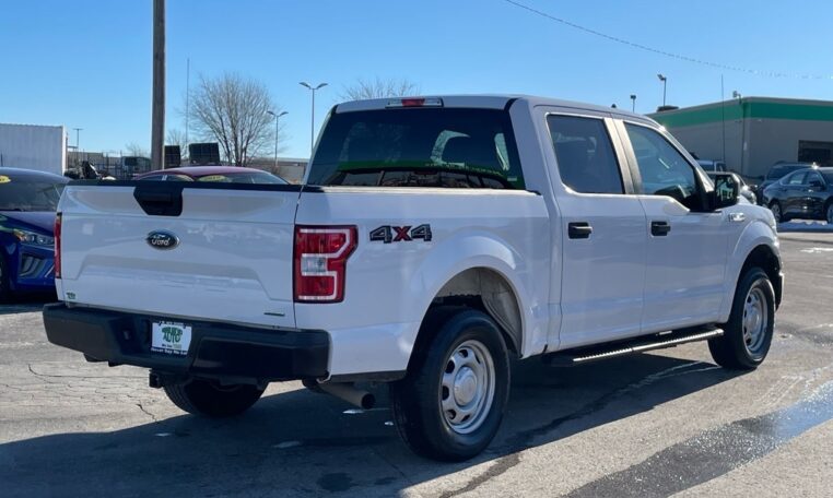 2020 Ford F-150 XLT 7980 (2) Rear