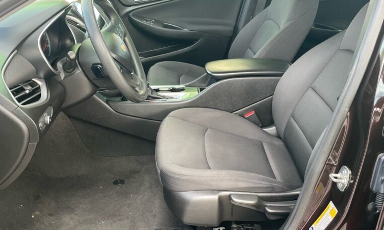 2021 Chevrolet Malibu LS 7957T (13) Front Seats