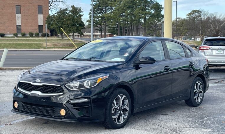 2021 Kia Forte LXS 7953T (4) Front