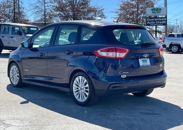 2017 Ford C-MAX Hybrid SE 8009 Rear (4)