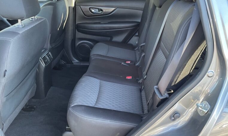 2019 Nissan Rogue SV B2787T Back Seats (17)