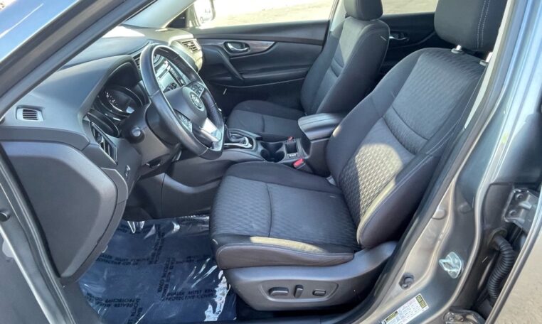 2019 Nissan Rogue SV B2787T Front Seats (16)