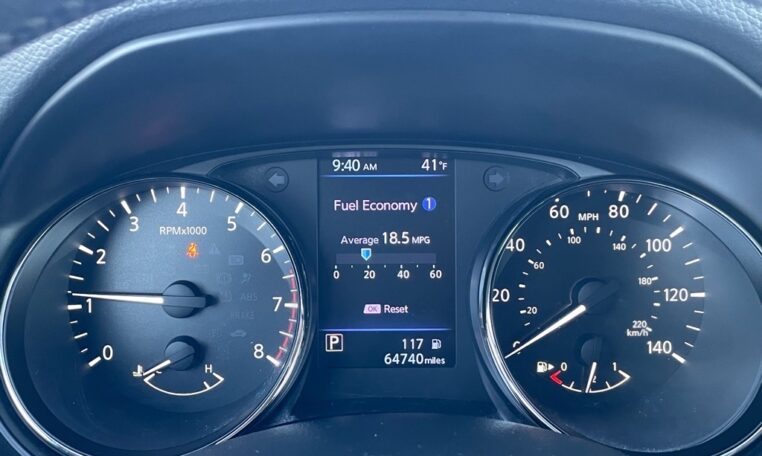 2019 Nissan Rogue SV B2787T Gauges (14)