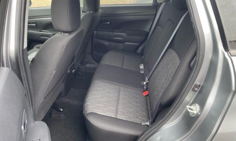 2021 Mitsubishi Outlander Sport B2799T Rear Seats (15)